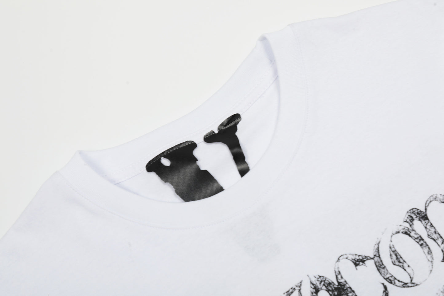 Car graphic T-shirt