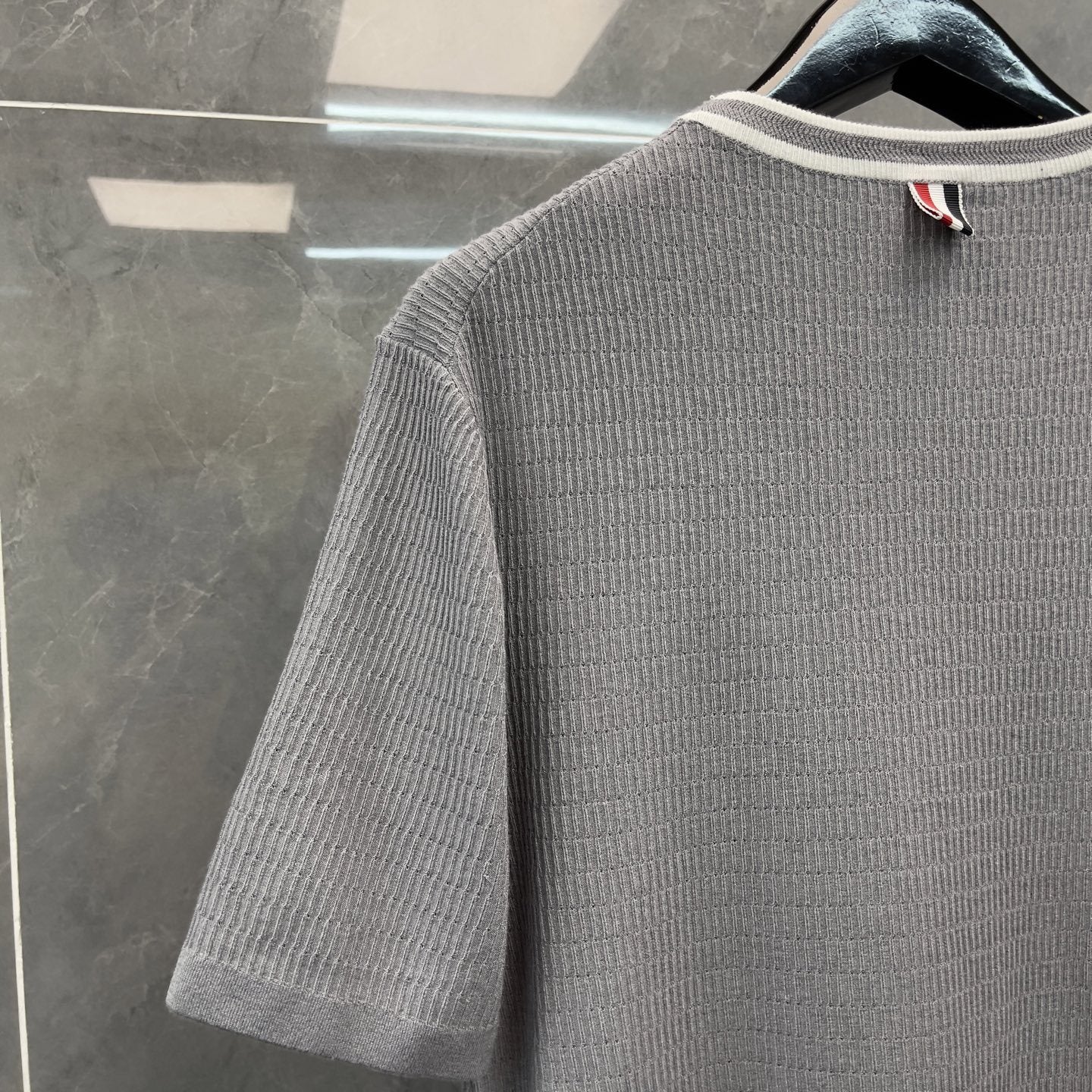 Front and back colorblock short-sleeved T-shirt(副本) THOM TREND