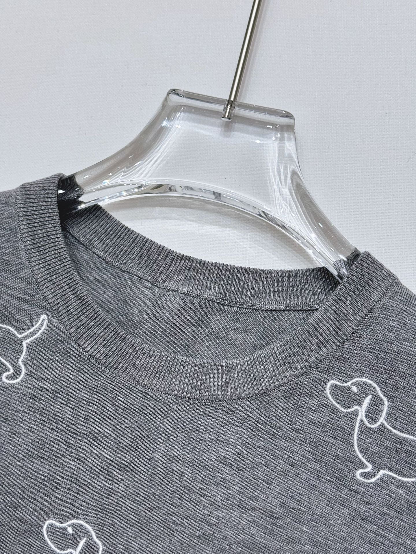 Women's Puppy Rose Embroidery Short Sleeve(副本) THOM TREND