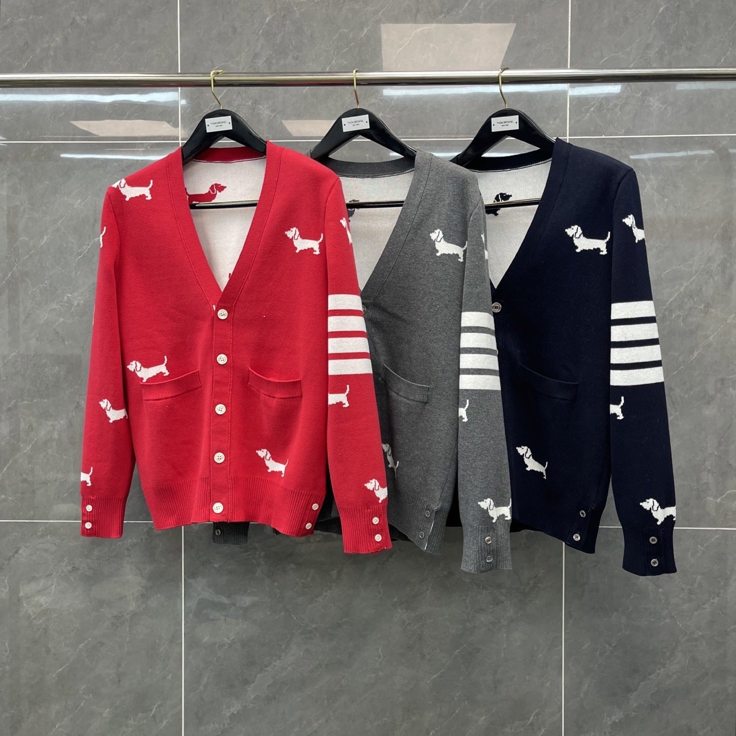2025SS  Puppy pattern cardigan THOM TREND