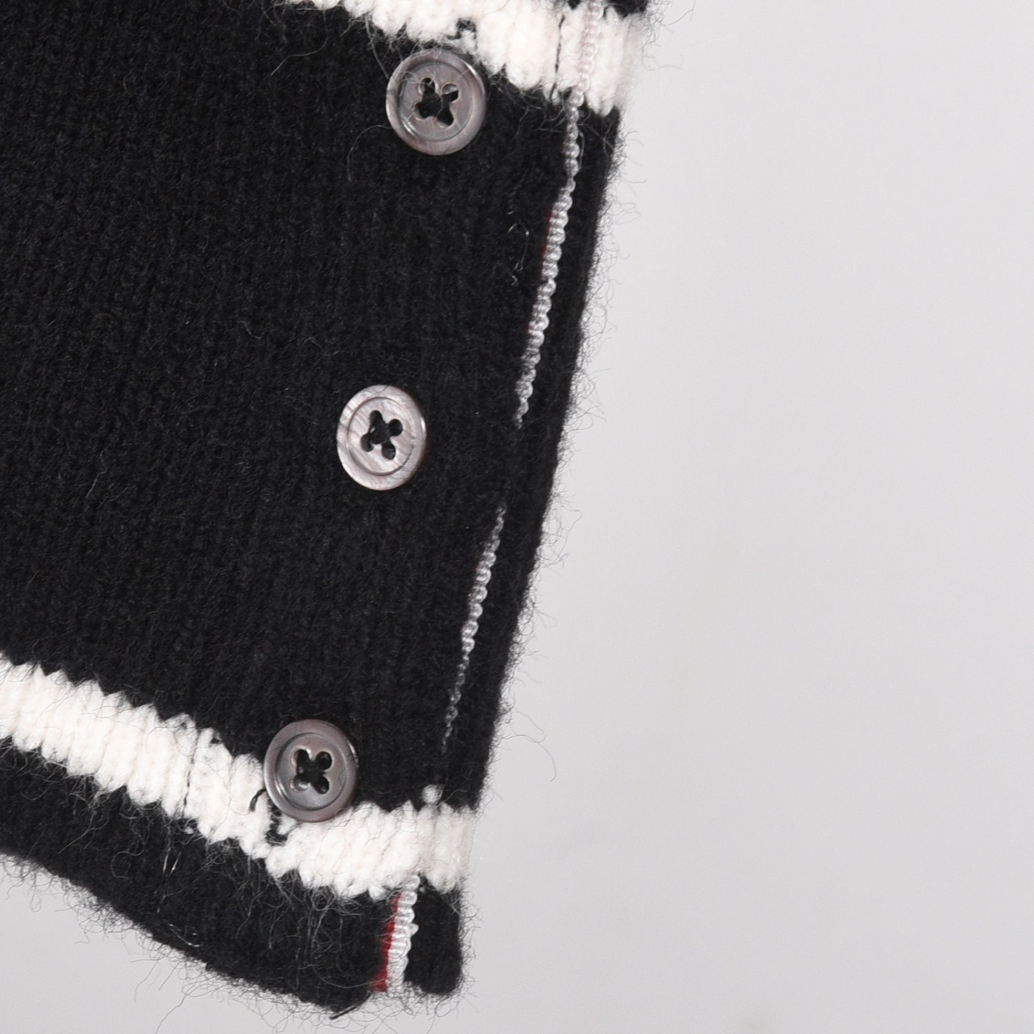 2025SS V-neck wool coat THOM TREND