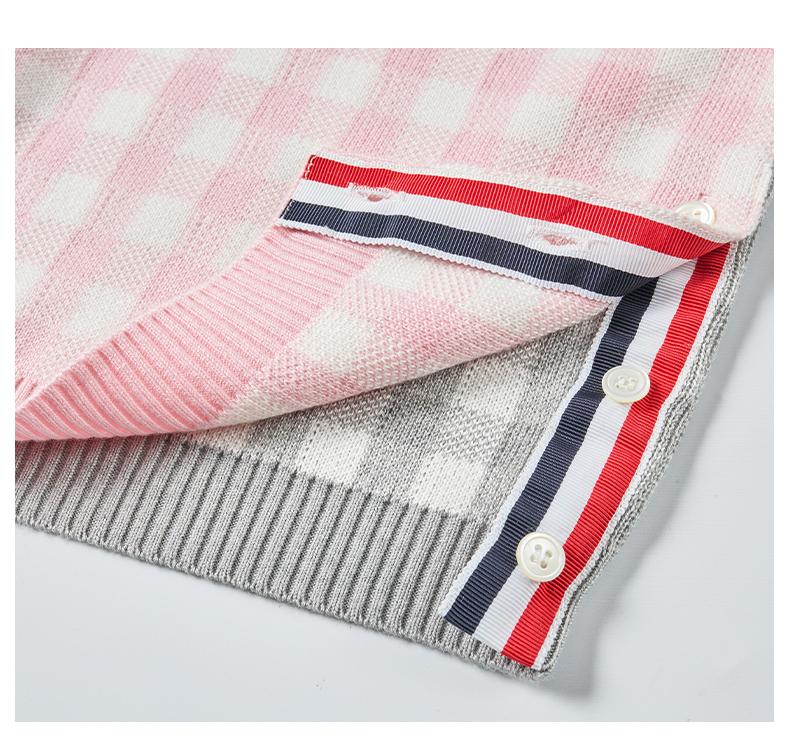 2025SS Pink and gray patchwork vest