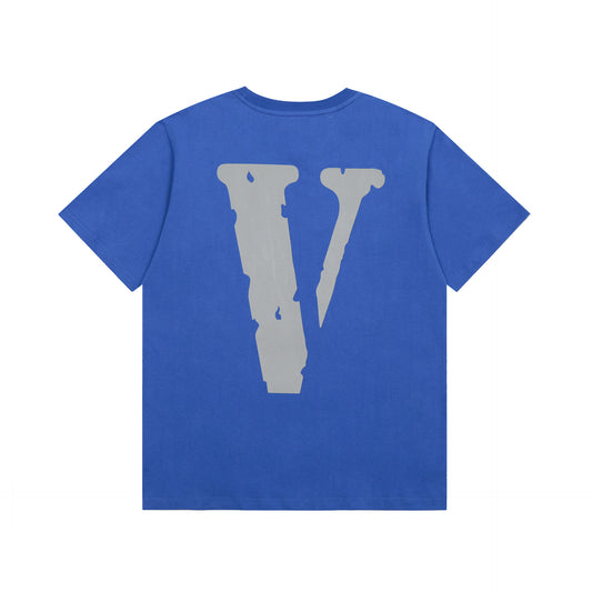Big V letter T-shirt