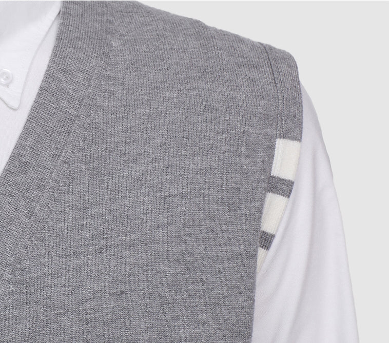 2025 knitted vest THOM TREND