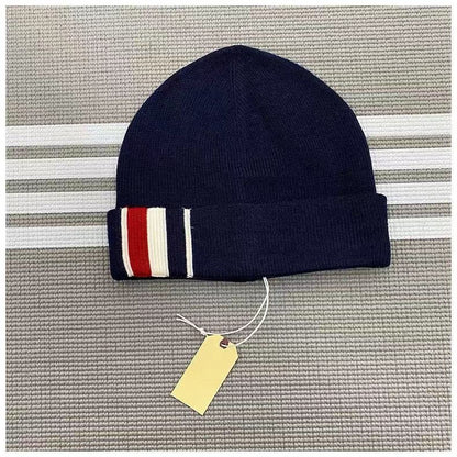 Unisex knitted hat THOM TREND