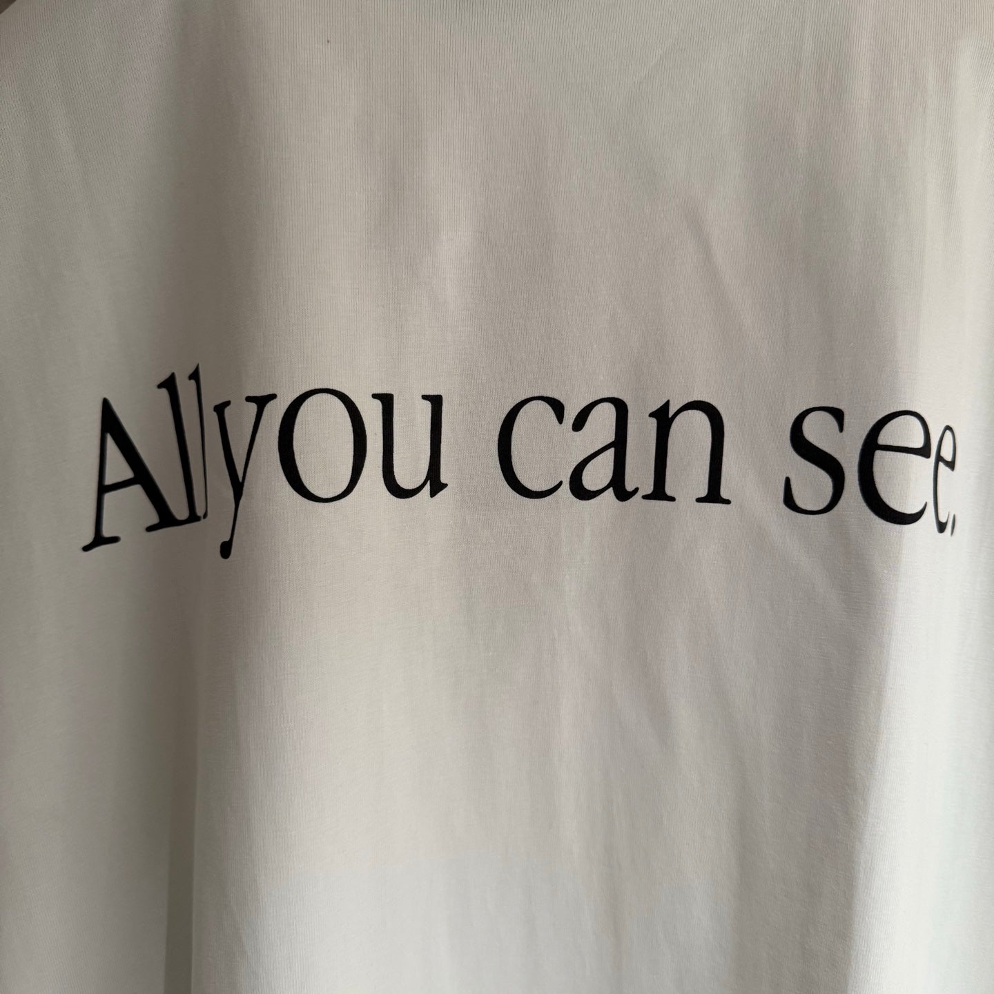 hat brim print T-shirt THOM TREND