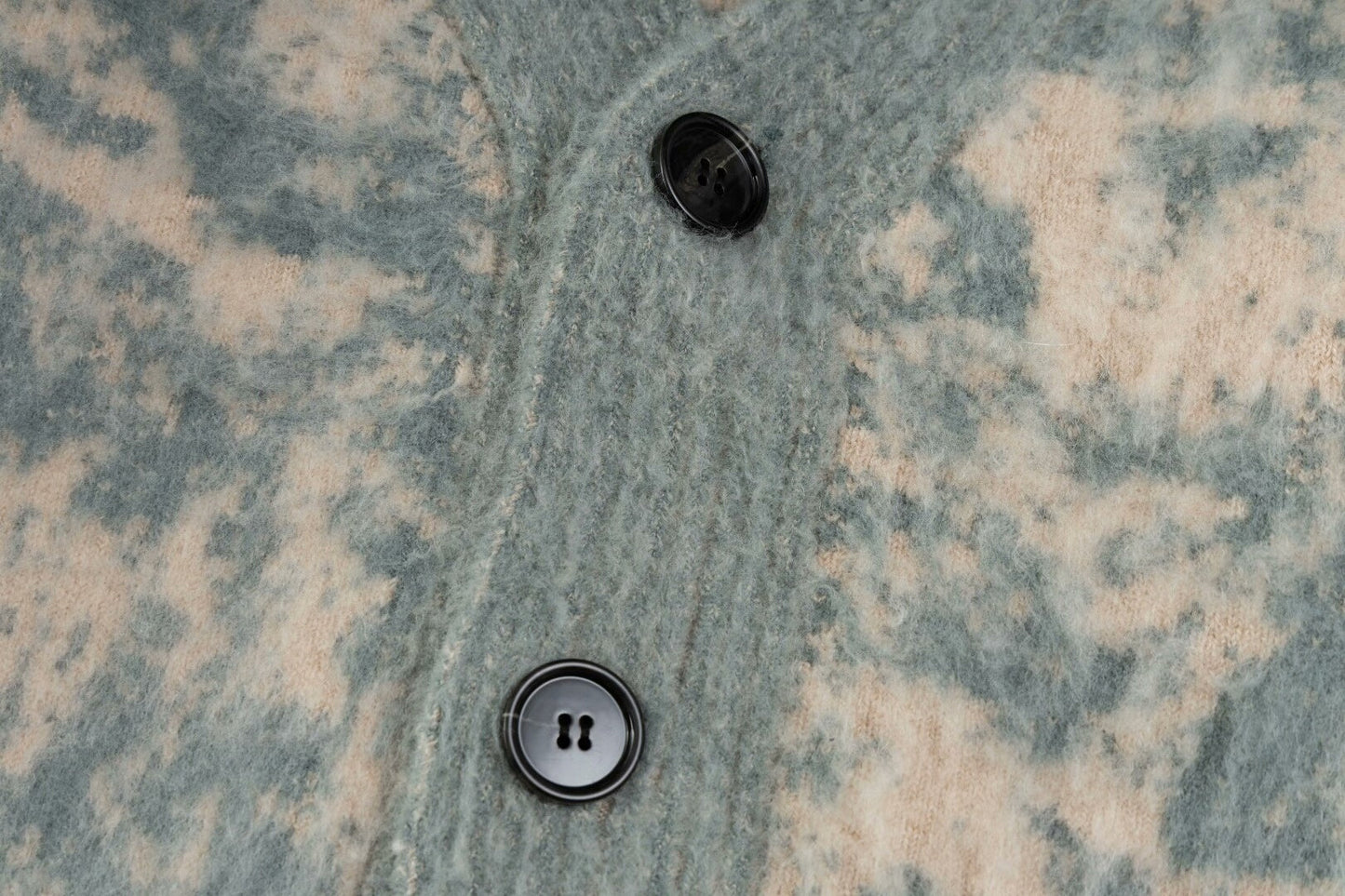 Rendering sweater THOM TREND