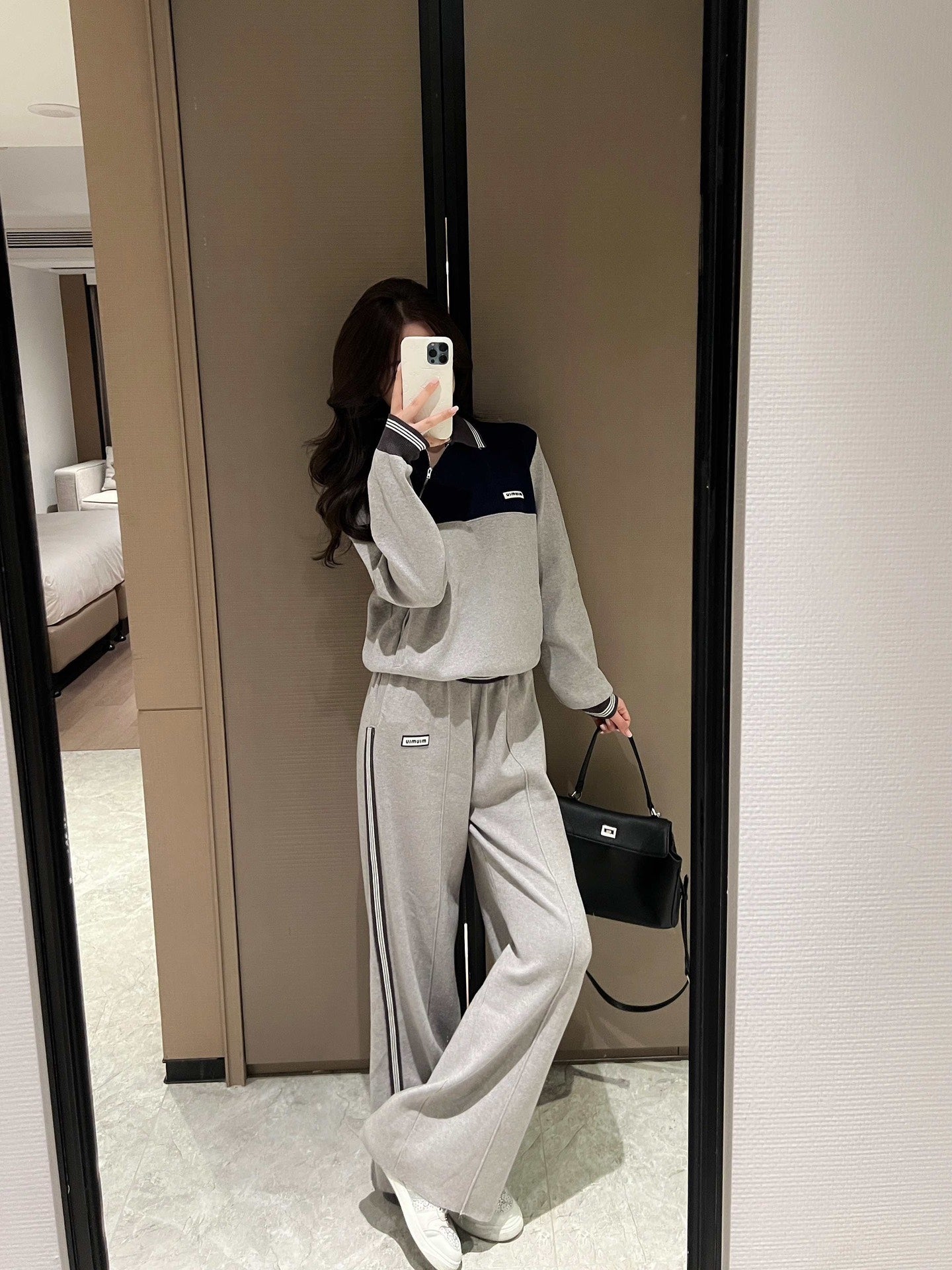 2025SS  Contrast color knitted tracksuit THOM TREND
