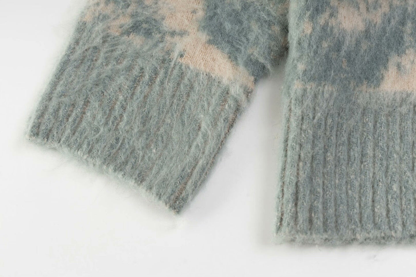 Rendering sweater THOM TREND