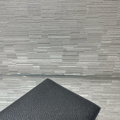 2025 Passport holder THOM TREND