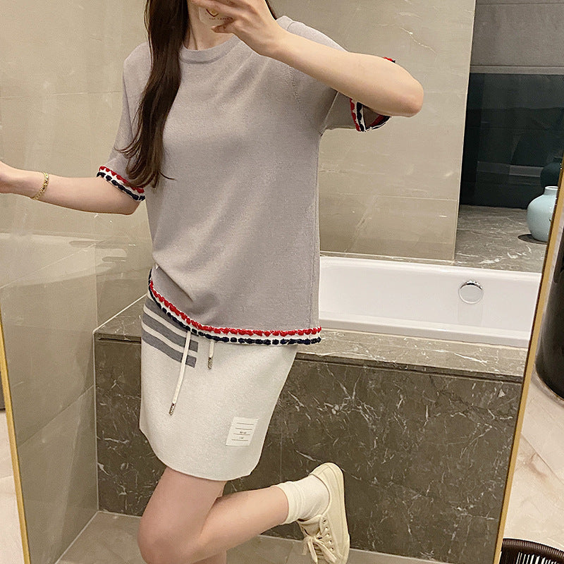 Round neck casual T-shirt