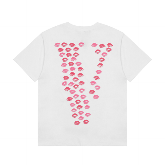 red lips embroidered T-shirt